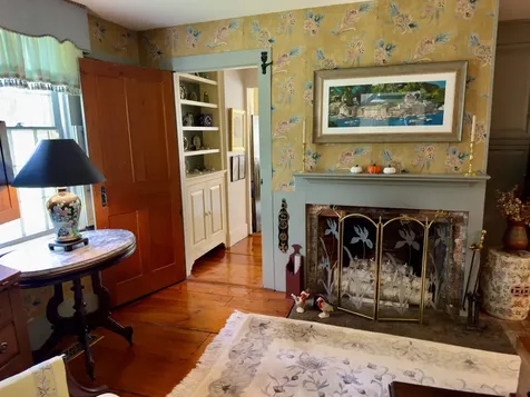 89-93 Chestnut Hill Road Amherst NH 03031