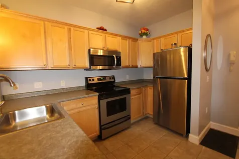 10 Kellogg Road Essex VT 05452