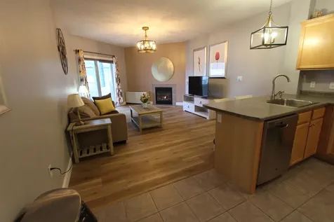 10 Kellogg Road Essex VT 05452