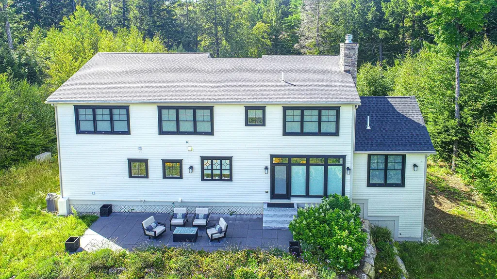 86 Hall Farm Road New London NH 03257