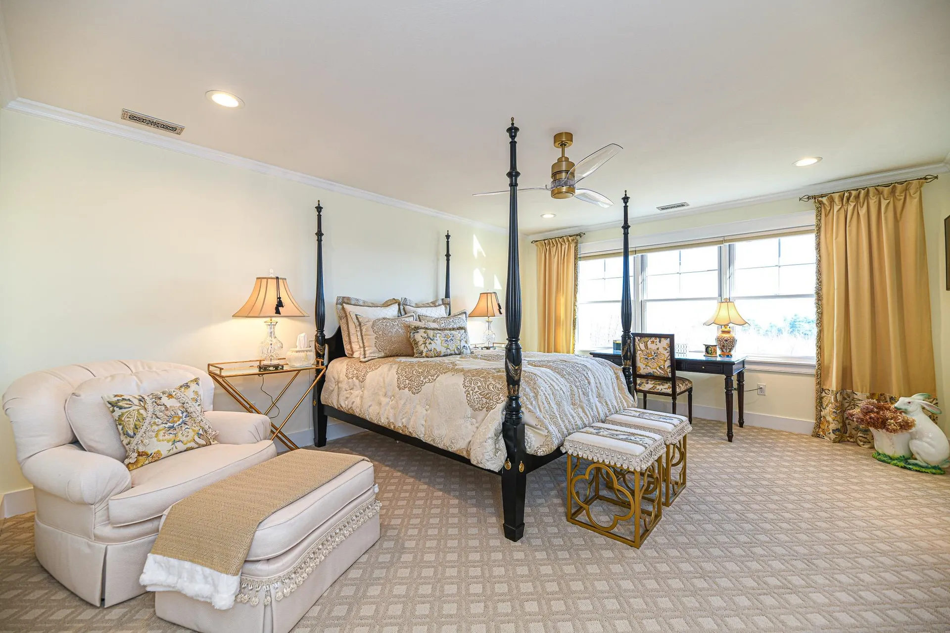 86 Hall Farm Road New London NH 03257