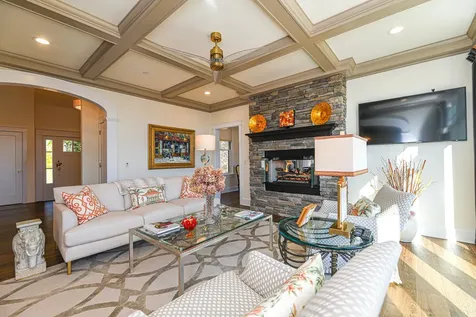 86 Hall Farm Road New London NH 03257