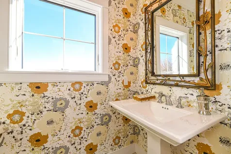 86 Hall Farm Road New London NH 03257