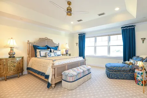 86 Hall Farm Road New London NH 03257