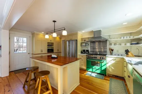 56 Elm Street Norwich VT 05055