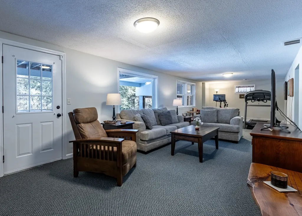 68 Buckingham Place Lebanon NH 03766