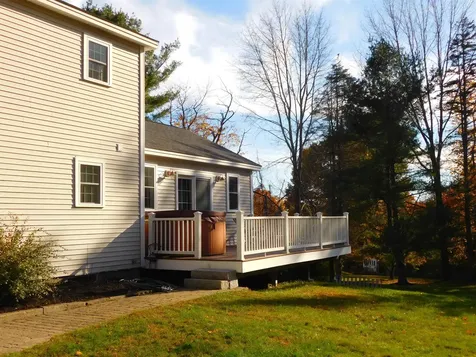 26 Hilltop Drive Wakefield NH 03872