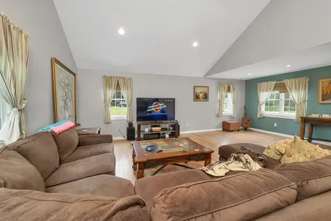 26 Hilltop Drive Wakefield NH 03872