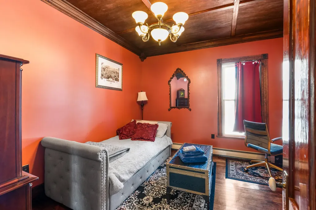 44 Middle Street Lancaster NH 03584