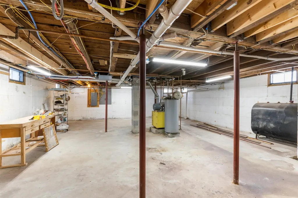 44 Middle Street Lancaster NH 03584