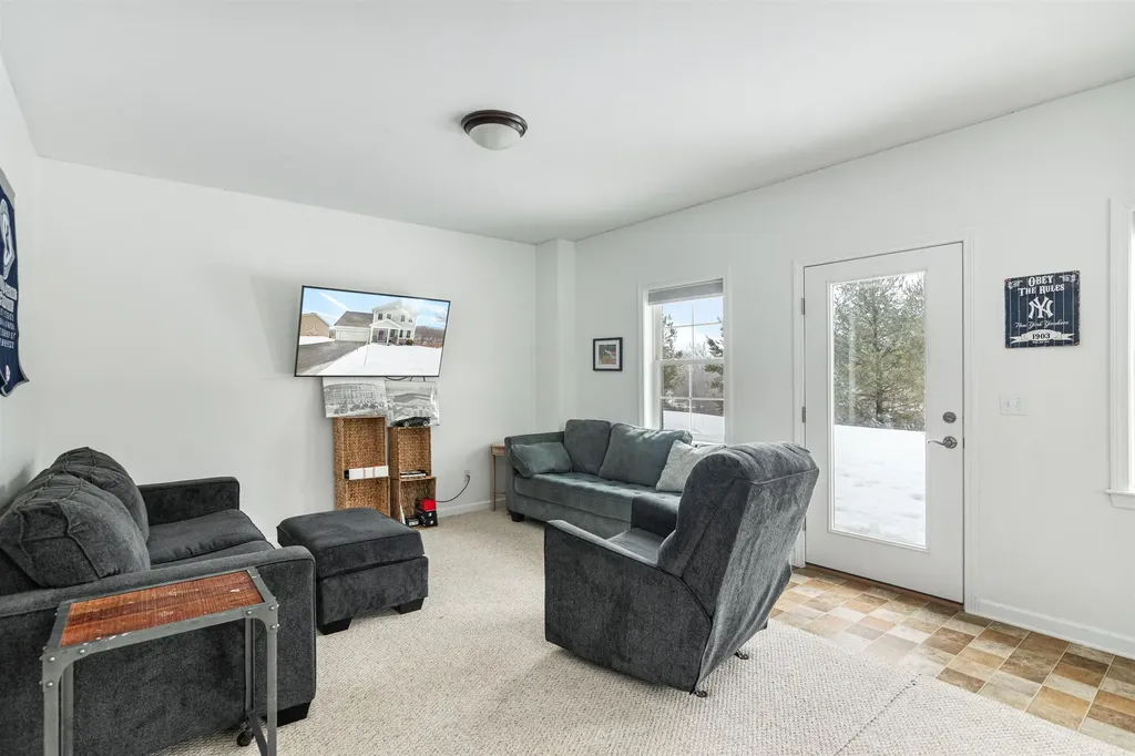 193 Thistle Hill Drive Hinesburg VT 05461