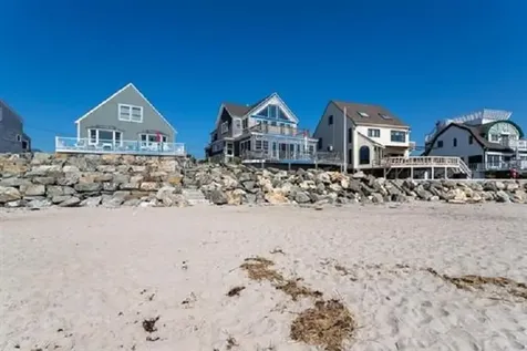 12 Nor East Lane Hampton NH 03842