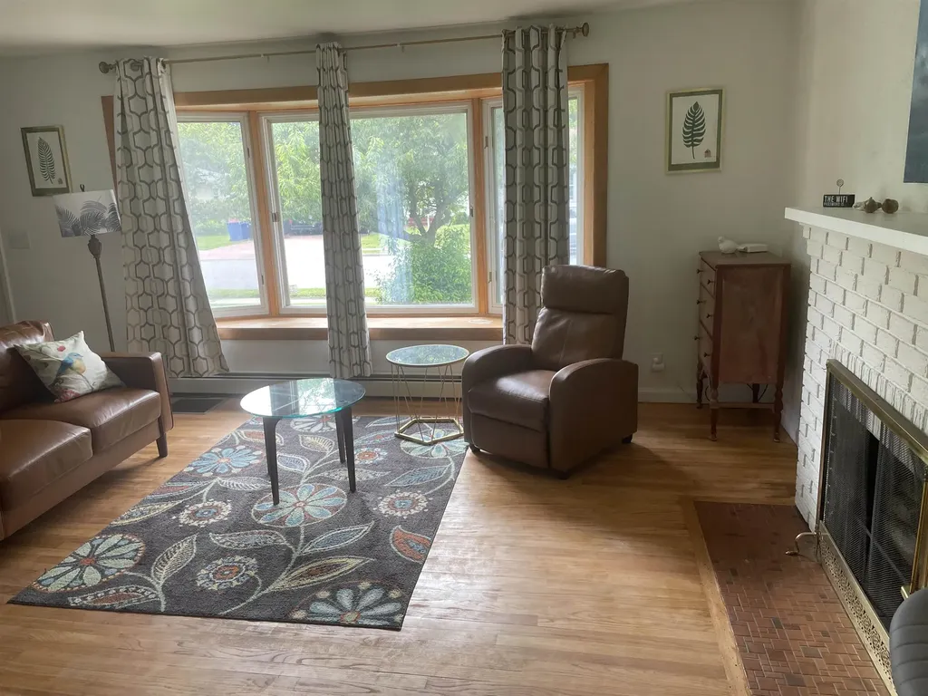 87 Shore Road Burlington VT 05408