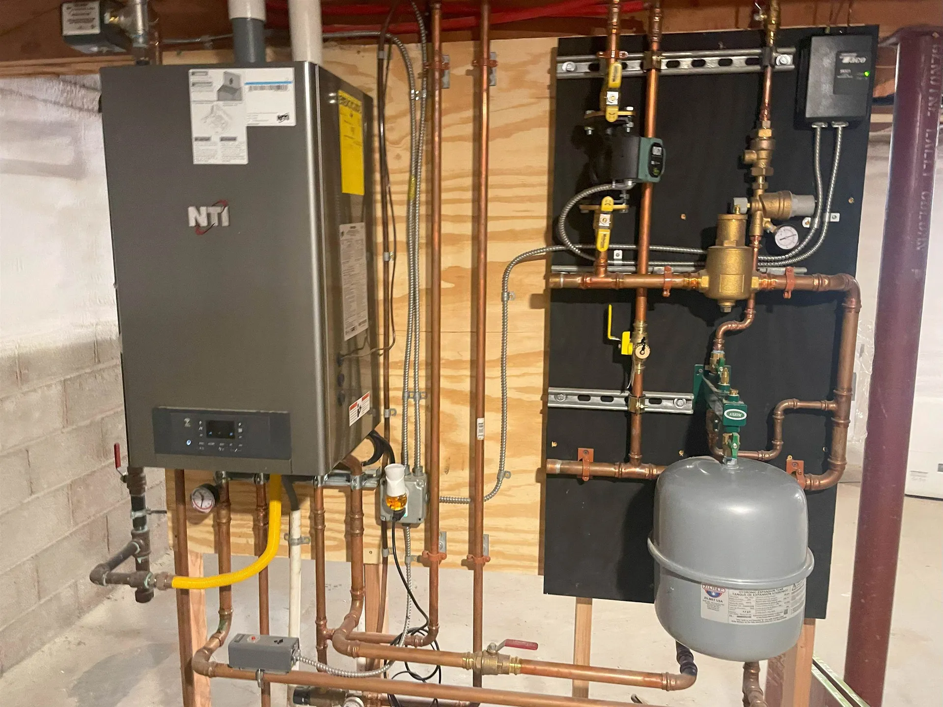 87 Shore Road Burlington VT 05408