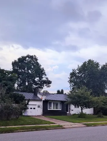 87 Shore Road Burlington VT 05408
