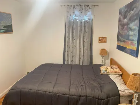 87 Shore Road Burlington VT 05408