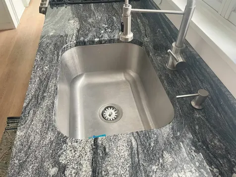 87 Shore Road Burlington VT 05408