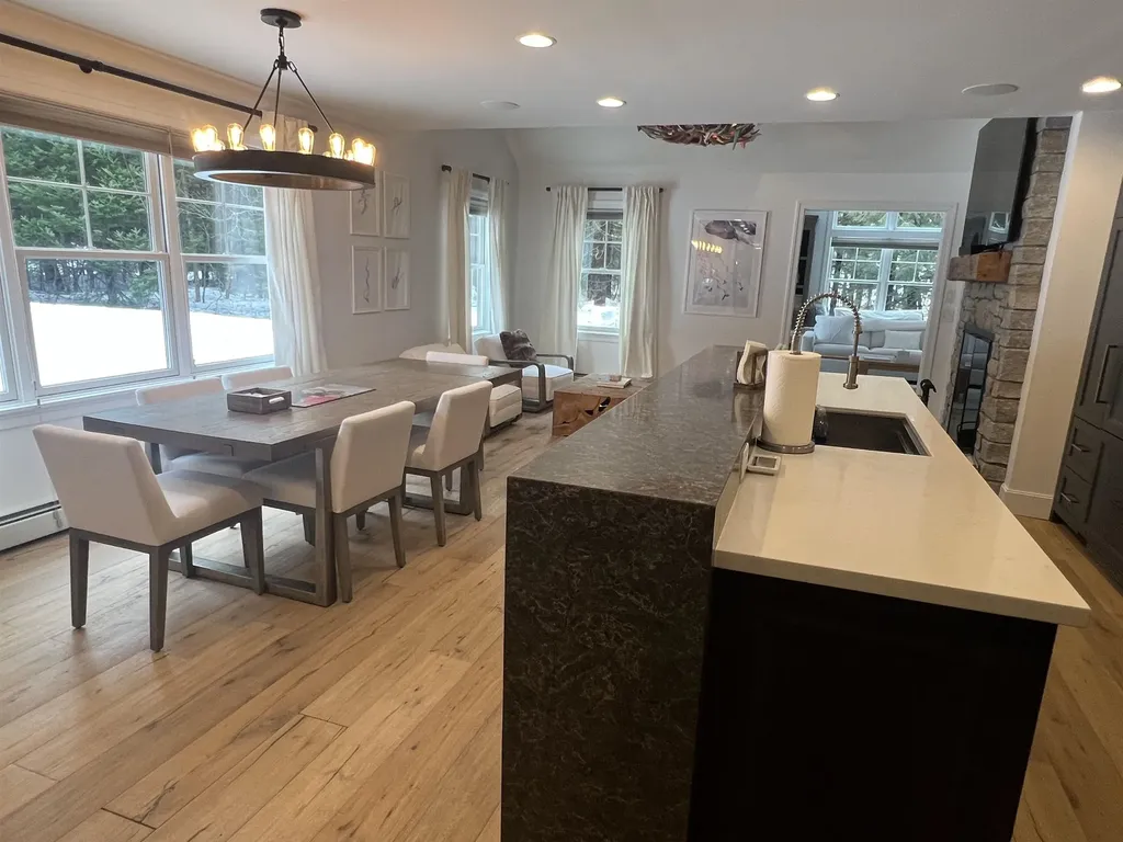 115 East Village Circle Wilmington VT 05363