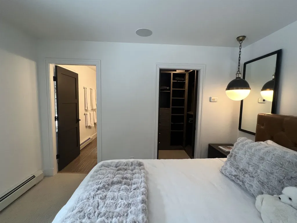 115 East Village Circle Wilmington VT 05363