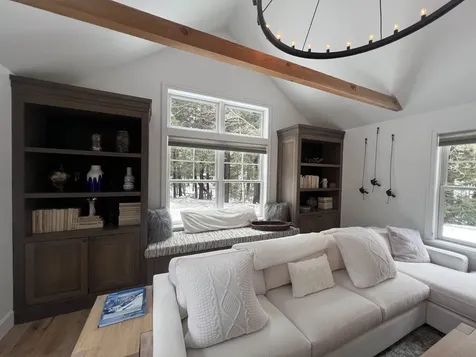 115 East Village Circle Wilmington VT 05363