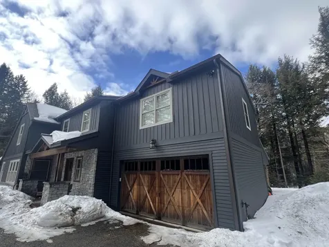 115 East Village Circle Wilmington VT 05363