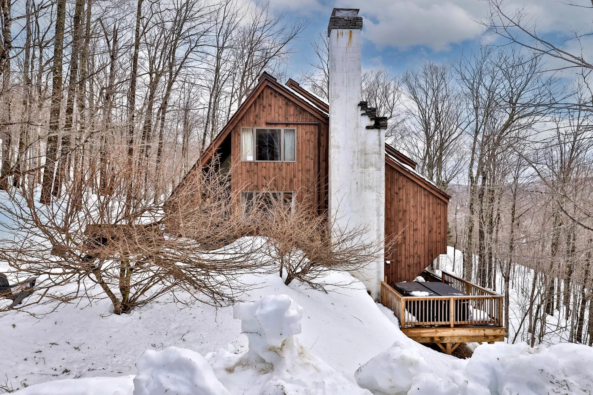 529 East Ash Road Plymouth VT 05056