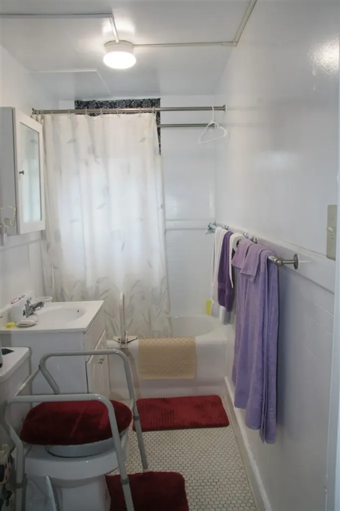 17 Church Street St. Johnsbury VT 05819