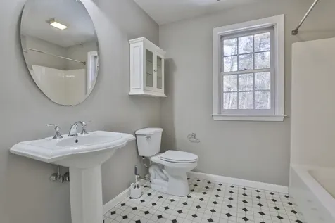 7 Sawtelle Road Brookline NH 03033