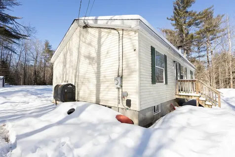 33 Moose Ridge Road Ossipee NH 03864