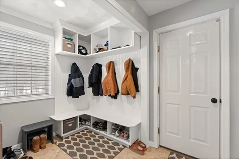 8 Felicia Drive Newton NH 03858