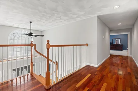 8 Felicia Drive Newton NH 03858