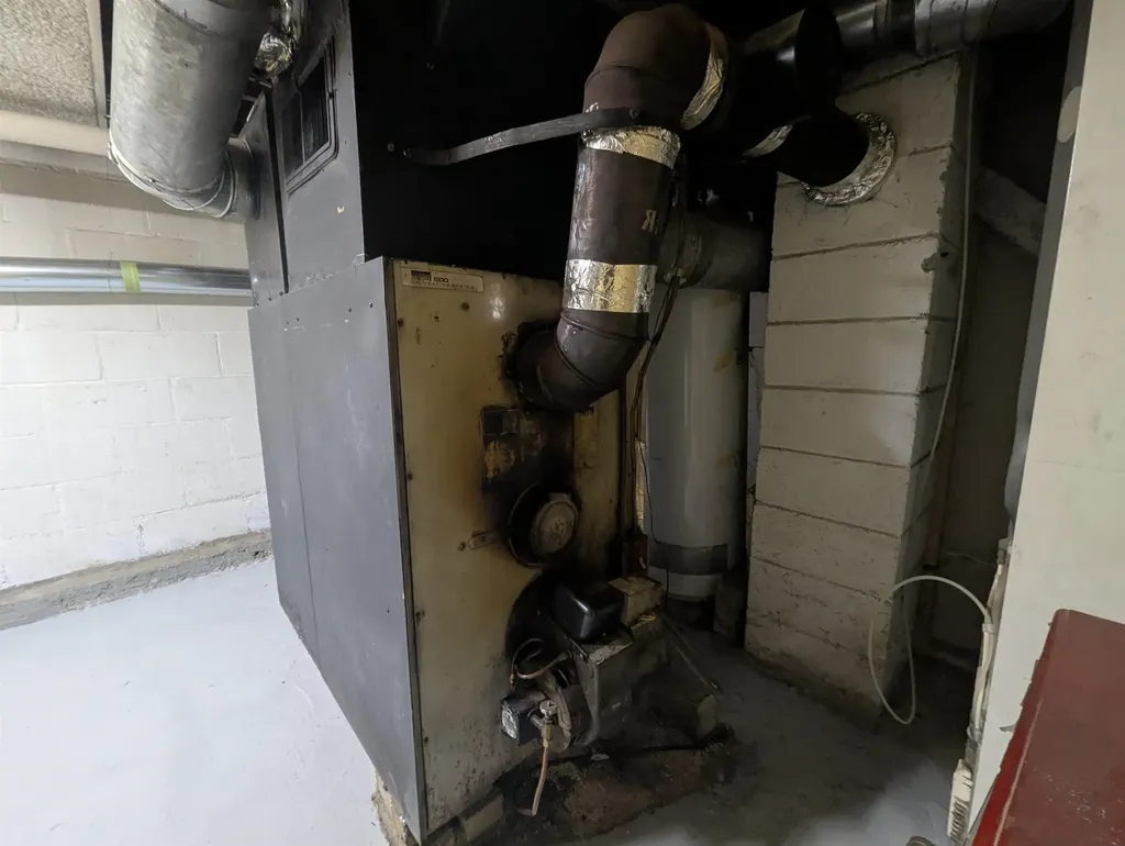 528 Main Street Claremont NH 03743