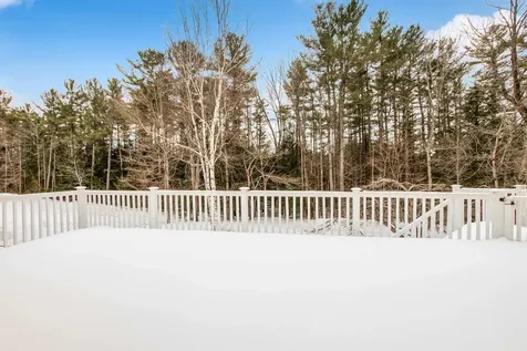 75 Parkside Drive New London NH 03257