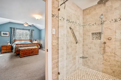 75 Parkside Drive New London NH 03257