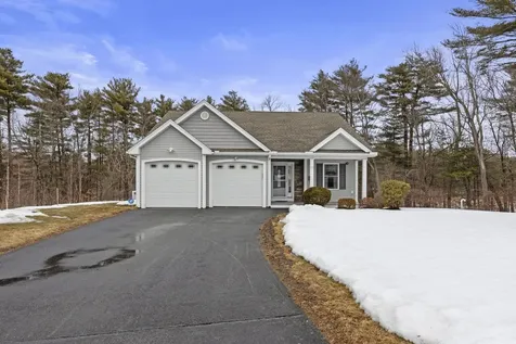 22 Whispering Oaks Road Pelham NH 03076