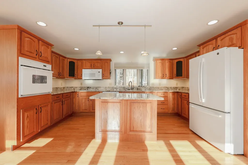 418 Sawmill Road Greenfield NH 03047