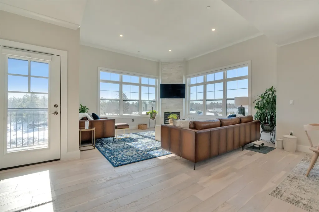 65 Pointe Place Dover NH 03820