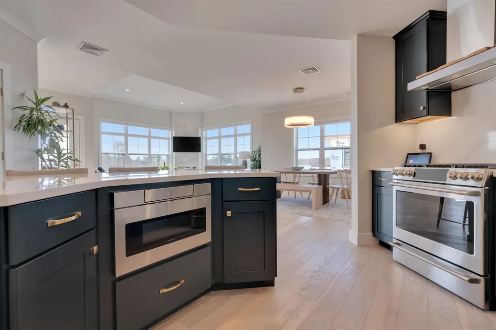 65 Pointe Place Dover NH 03820