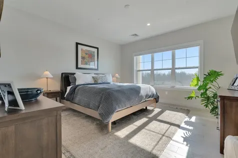 65 Pointe Place Dover NH 03820