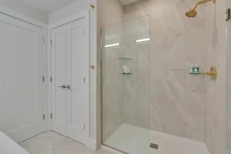 65 Pointe Place Dover NH 03820