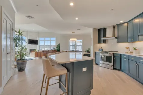 65 Pointe Place Dover NH 03820