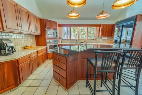 16 Spring Hill Road Dover VT 05356