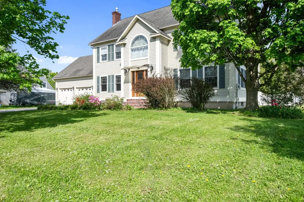 9 Adirondack Street South Burlington VT 05403