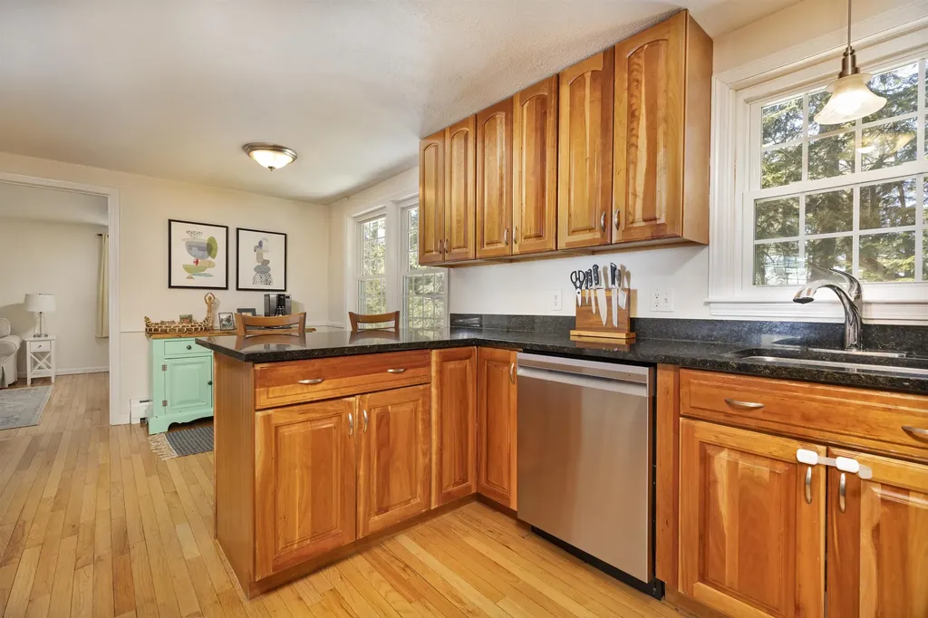 72 Buckingham Place Lebanon NH 03766