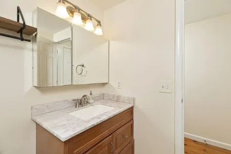 72 Buckingham Place Lebanon NH 03766