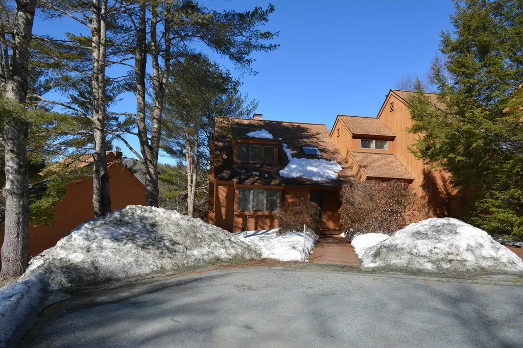34 Barn Owl Overlook Grantham NH 03753