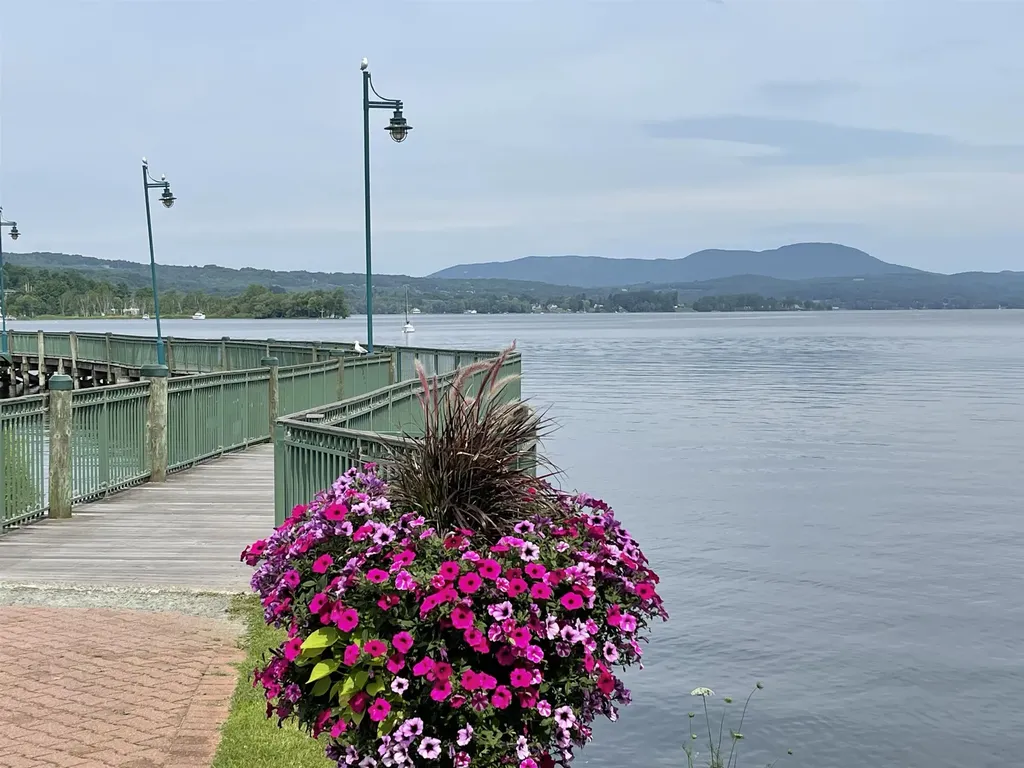 1276 Bluff Road Newport City VT 05855