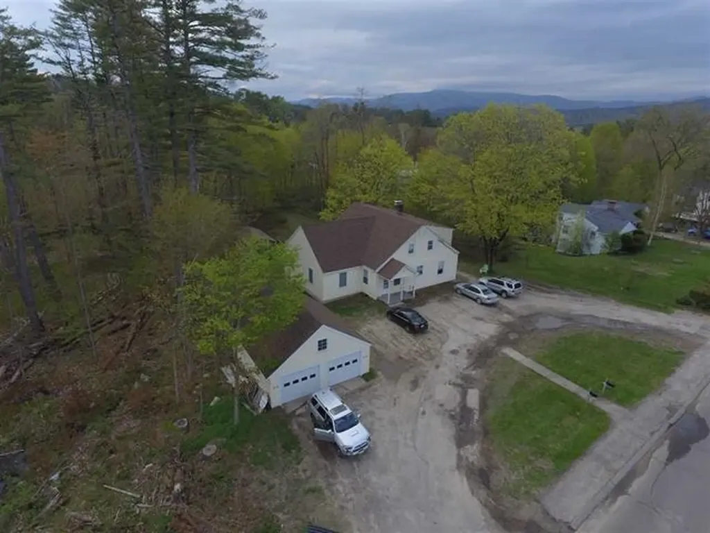 8 Emerson Street Plymouth NH 03264