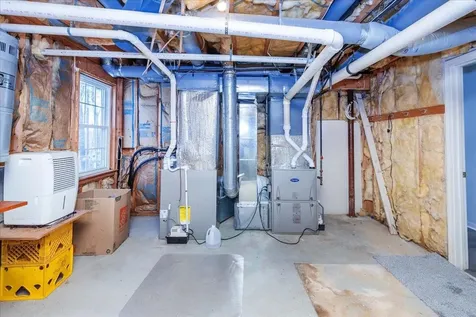 411 Elk Run Road Hudson NH 03051