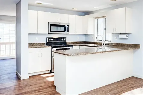 411 Elk Run Road Hudson NH 03051